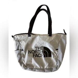 The North Face 20 L Stratoliner Tote Bag